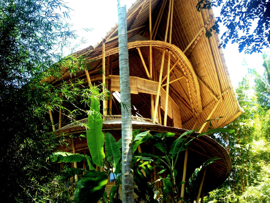 bamboo house bali