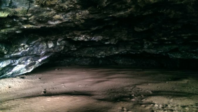 Cave, Ha’ena state park